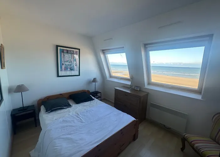 Avec Terrasse Panoramique, Acceptant Les Animaux, Parking - Fr-1-487-281 *